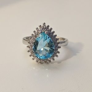 Pear shaped blue Topaz silver ring sz 8